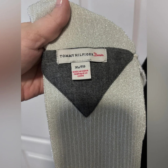 Tommy Hilfiger Denim | Sparkly Sleeveless Turtleneck Top | Size XL - Picture 10 of 11